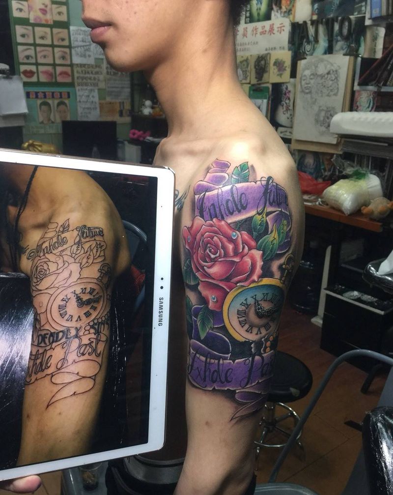 欧美彩色小包臂纹身图片