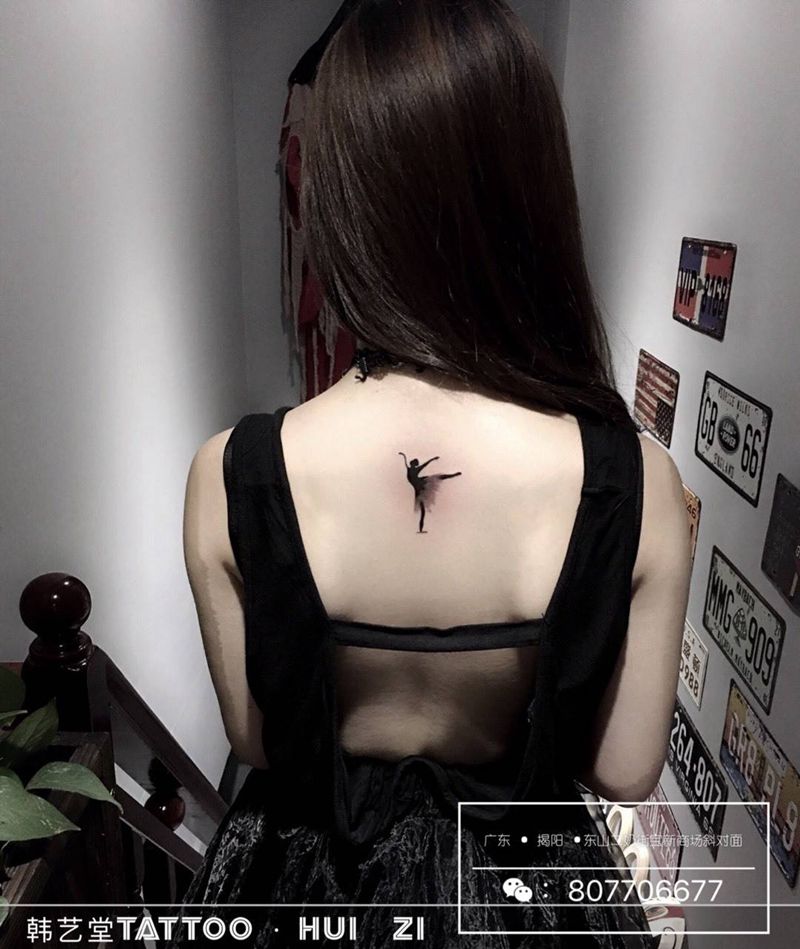 蕙子作品纹身图片_揭阳成品背部原创纹身图案