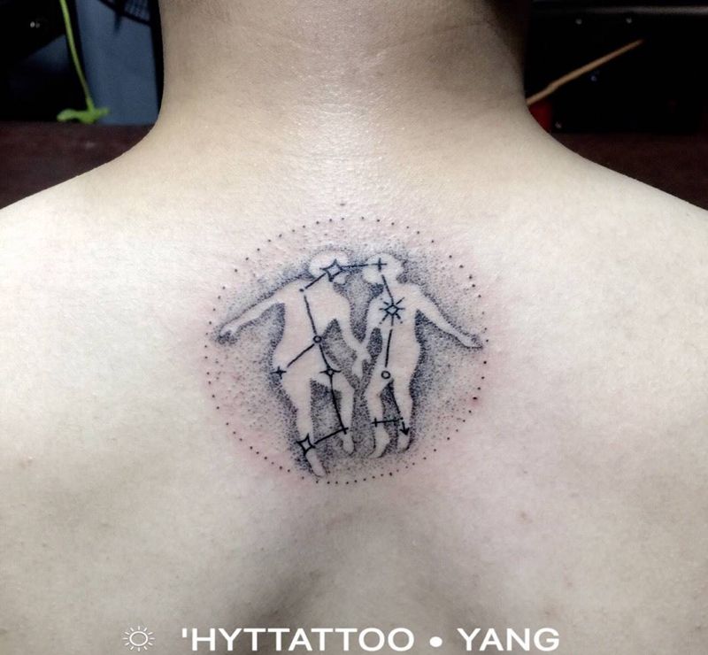 双人座纹身图片