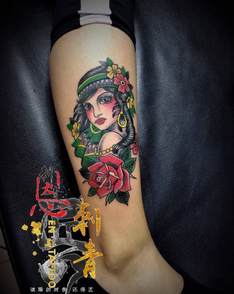 school女孩纹身图片_腿部New School纹身图案