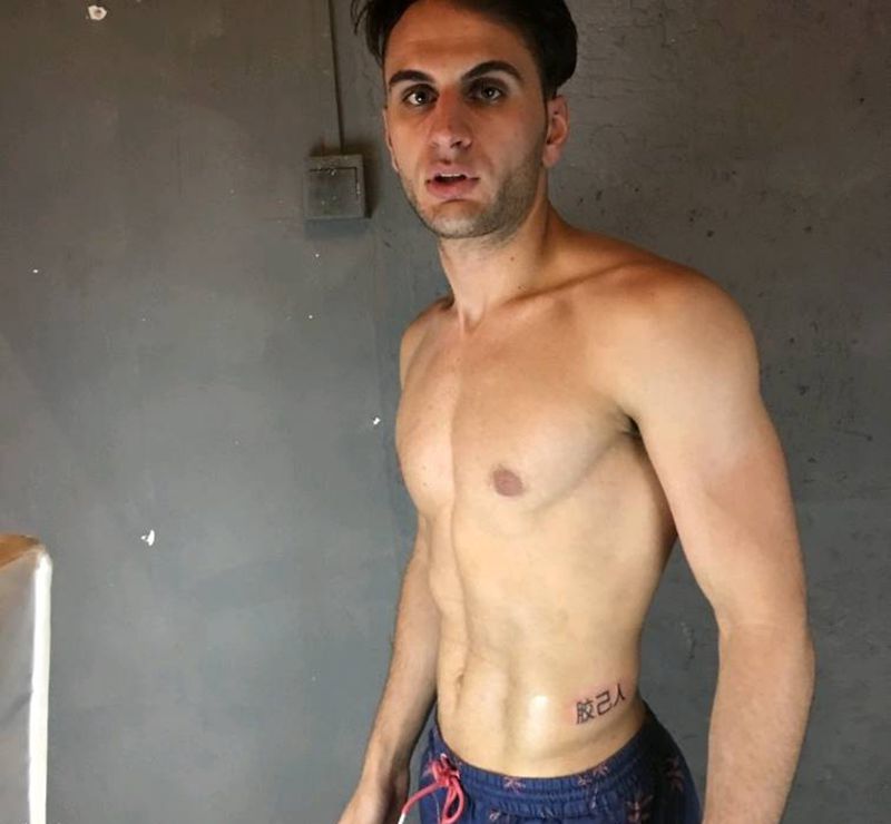 纹身大咖里有多少胶己人纹身图片_腹部纹身图案