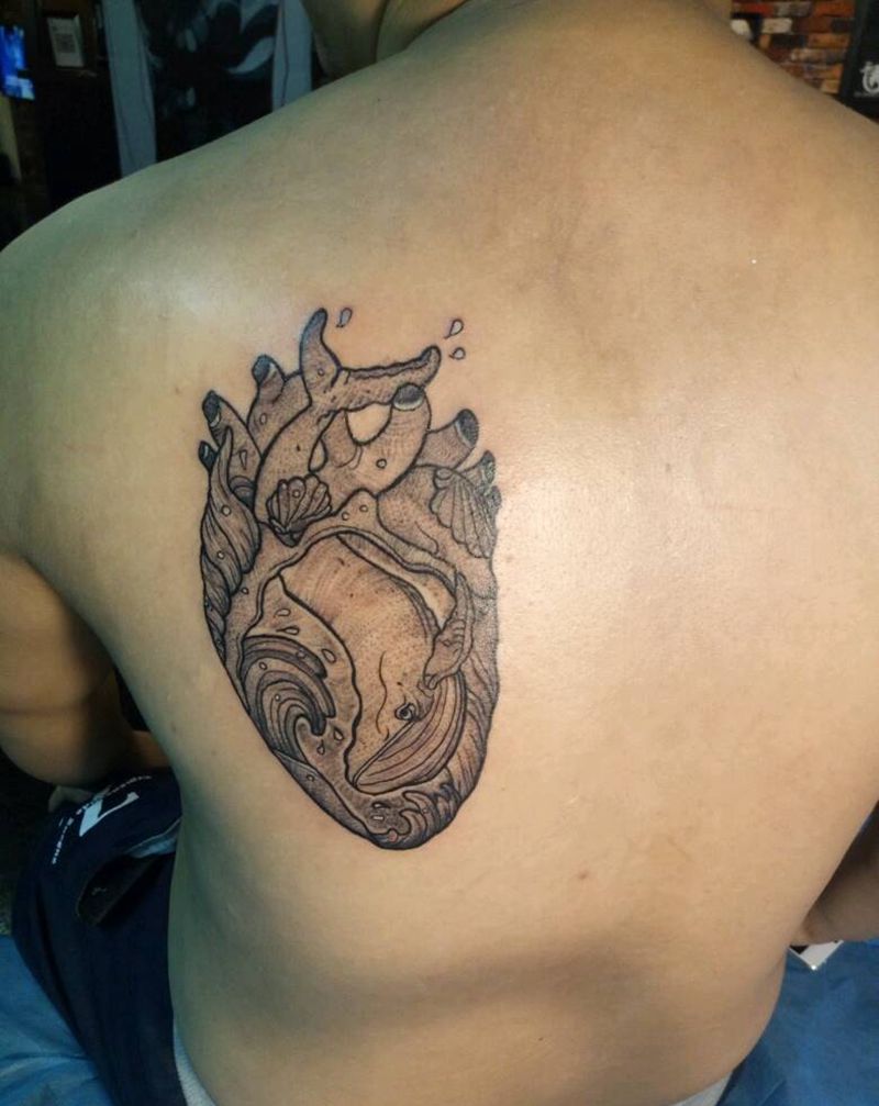 心脏纹身图片_背部清新成品纹身图案