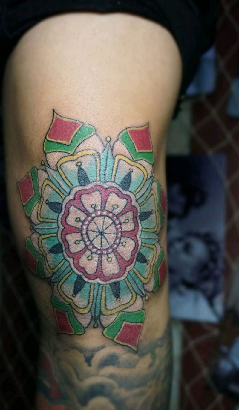 梵花纹身图片_腿部图腾纹身图案