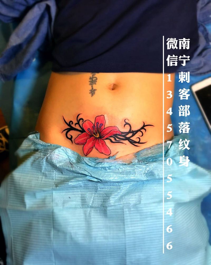 覆盖剖妇产。纹身图片