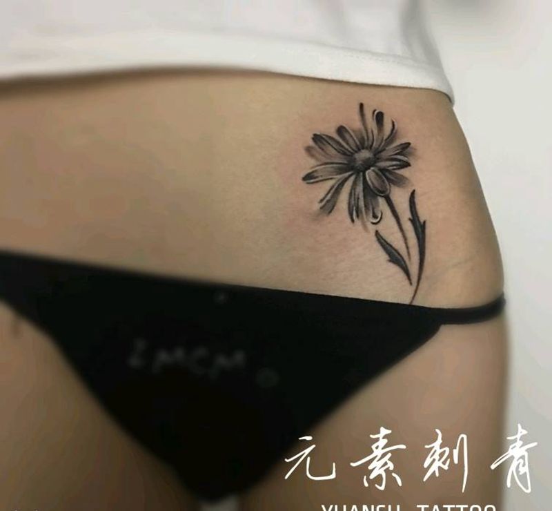 写实  菊花纹身图片_腿部欧美写实纹身图案