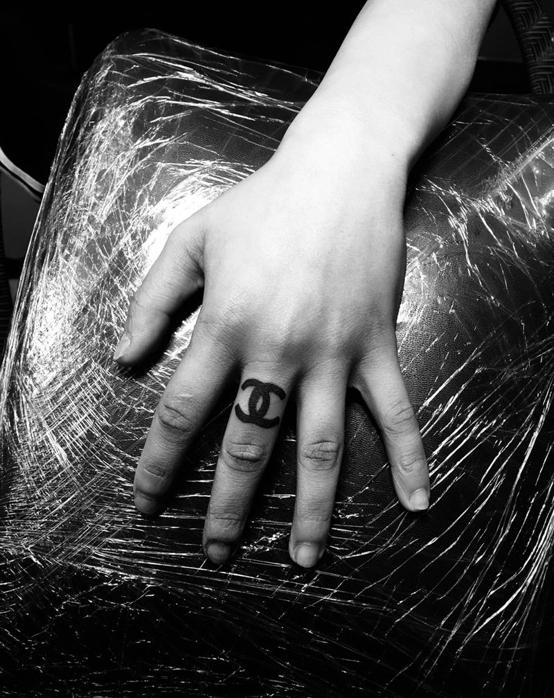 香奈儿纹身图片