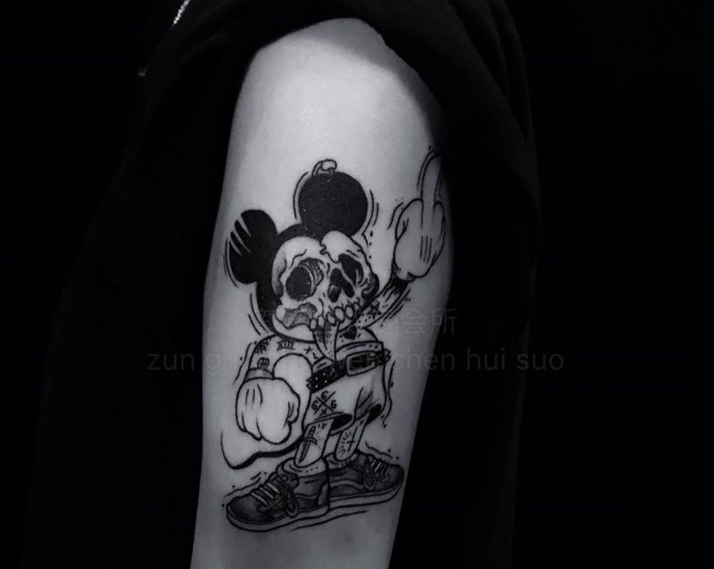 米奇，猫做遮盖纹身图片