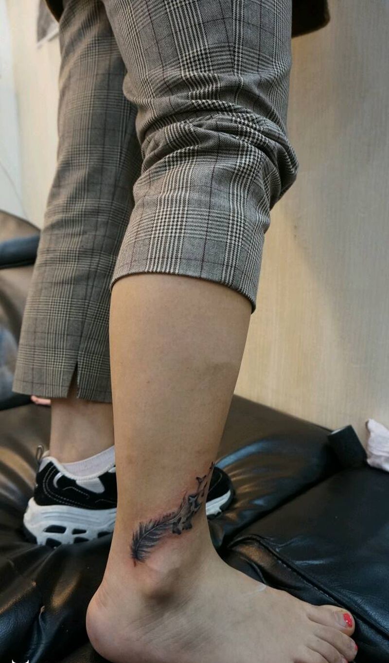 羽毛盖疤纹身图片