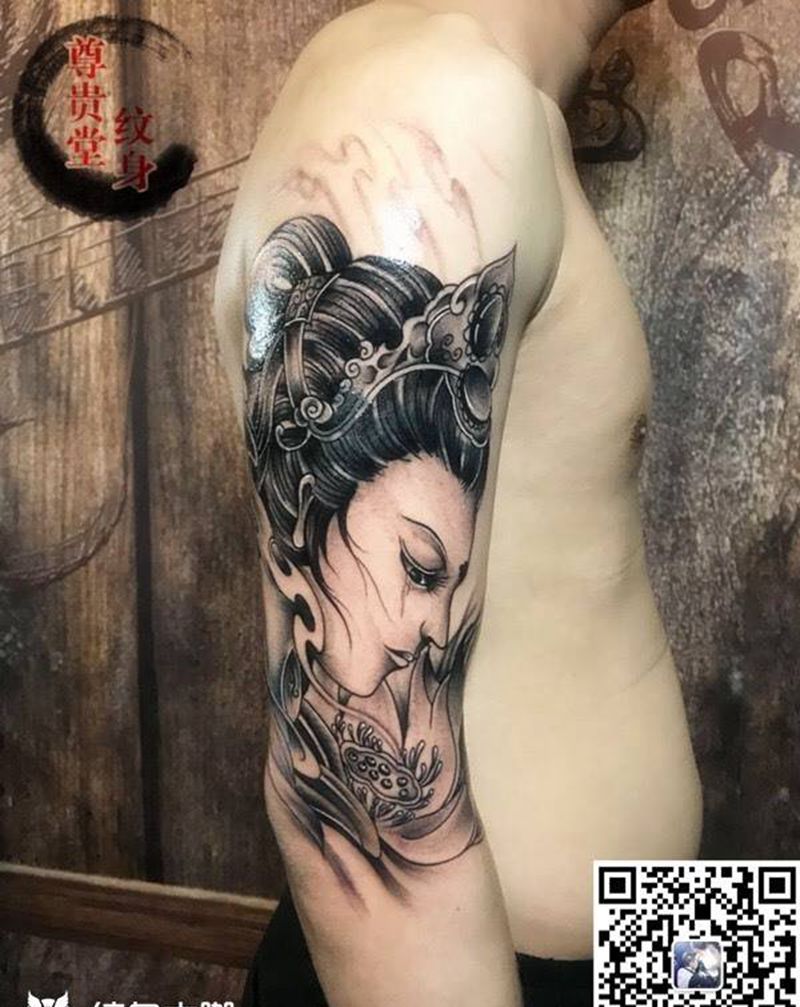 艺妓 遮盖图腾纹身图片