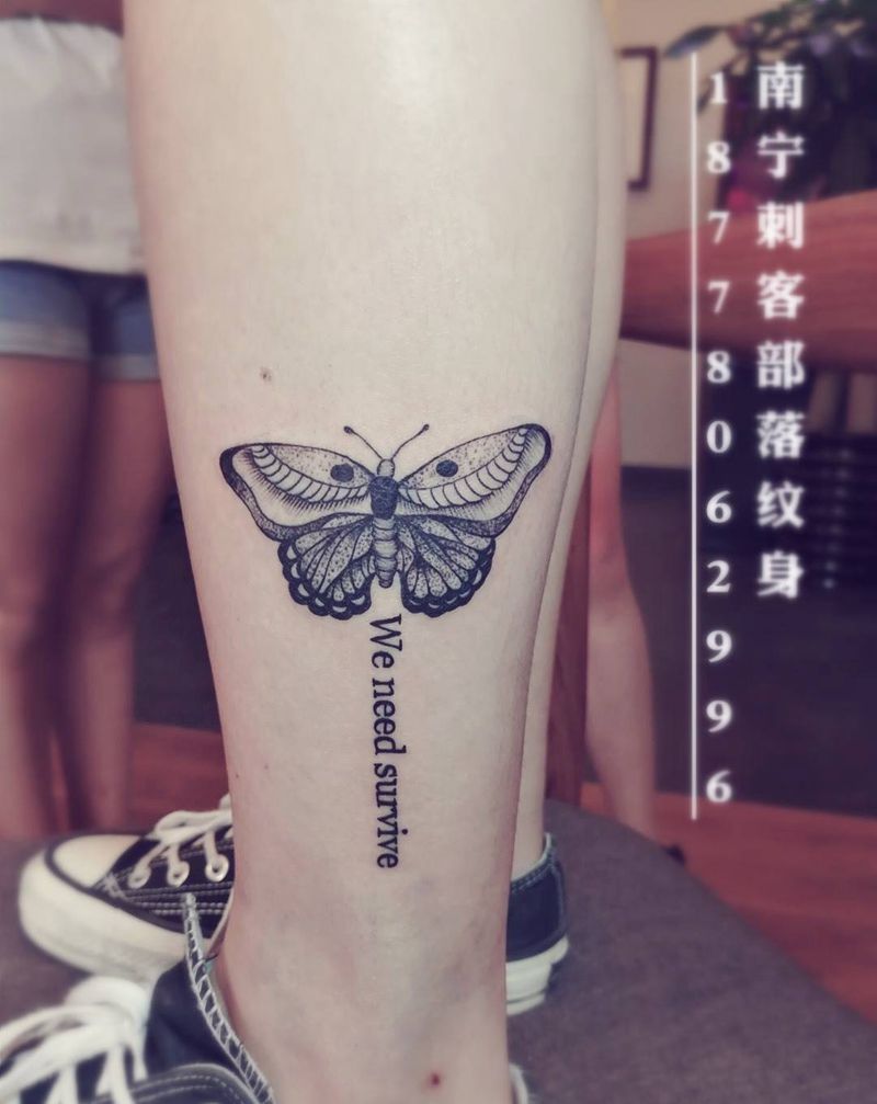 蝴蝶字母纹身纹身图片