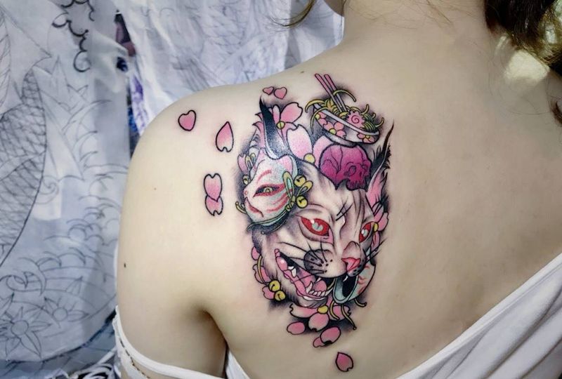 猫纹身图片_成品肩部背部清新人物动物鬼神植物纹身图案