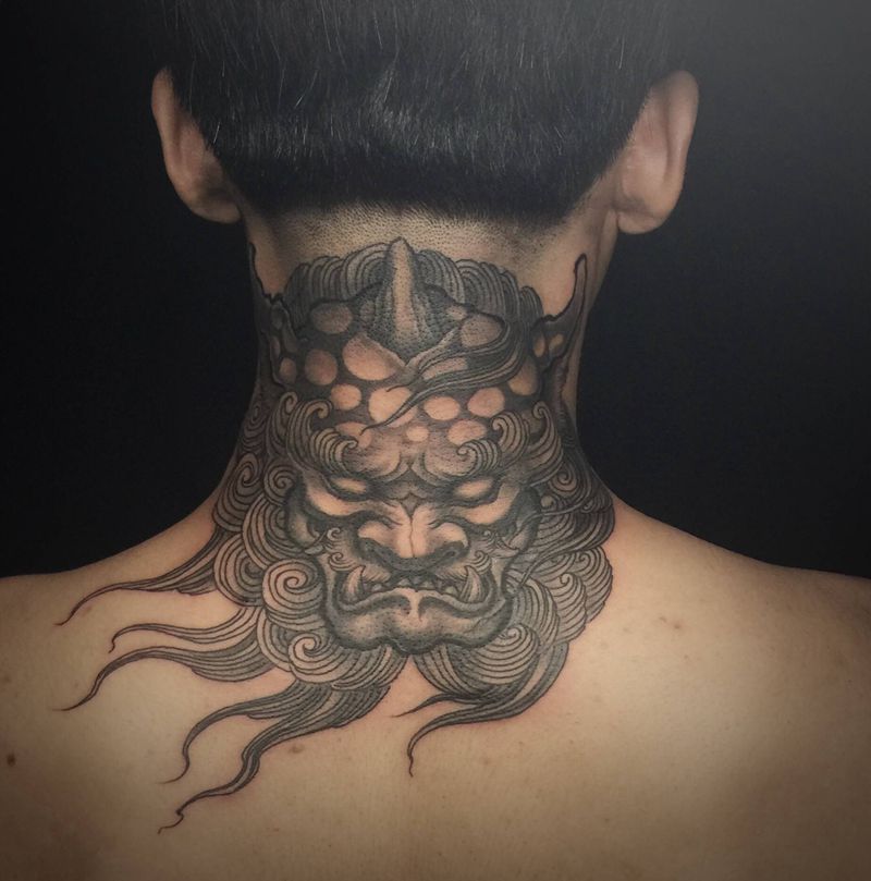 唐狮子纹身图片_颈部背部新传统纹身图案