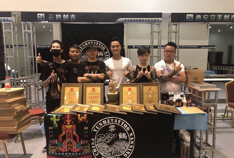 老传统纹身图片_背部手臂老传统新传统纹身图案