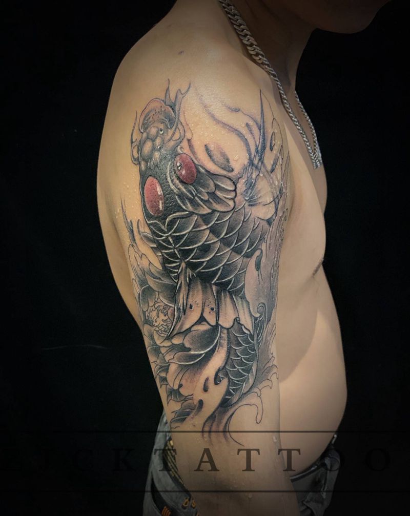 鲤鱼纹身图片_手臂纹身图案