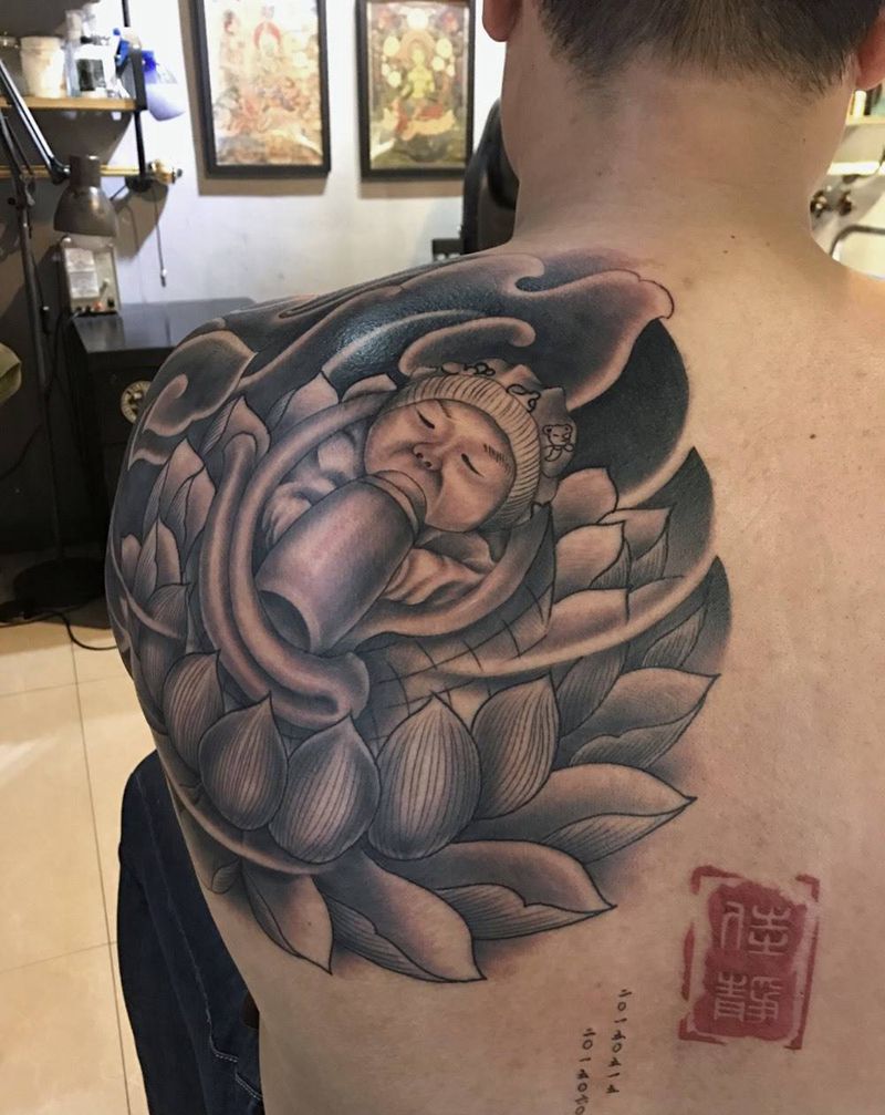 如山纹身图片_成品手部肩部传统肖像原创人物植物纹身图案