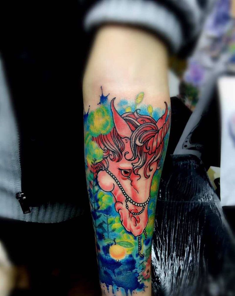 独角兽纹身图片_手部成品传统动物纹身图案