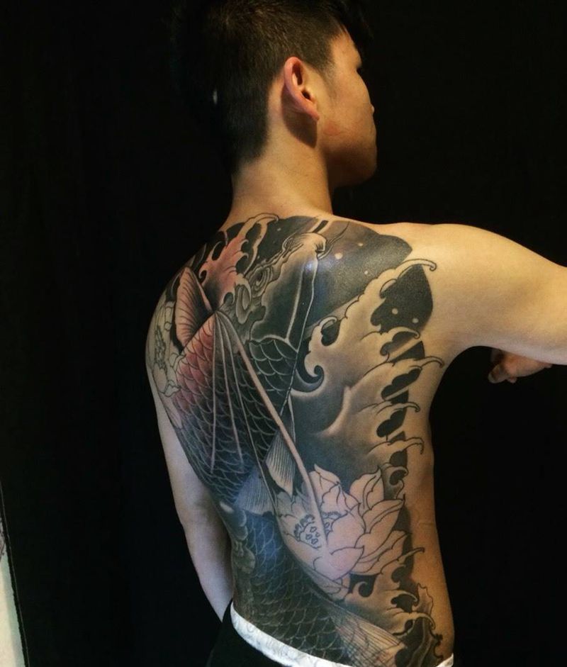 双鱼纹身图片_手稿成品背部臀部传统动物原创静物植物纹身图案