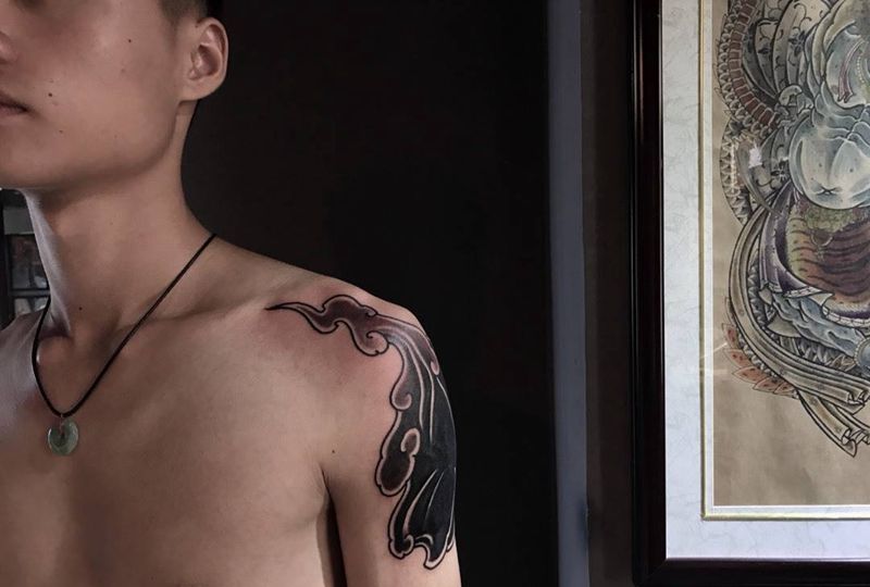 雲纹身图片_成品手臂肩部传统静物原创纹身图案