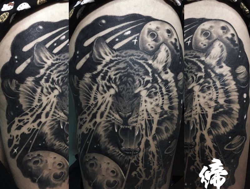 宇宙镭射虎。纹身图片