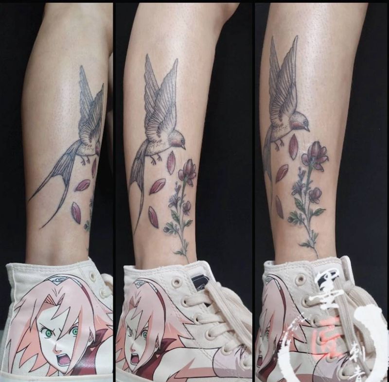 燕子纹身图片_脚部新传统纹身图案