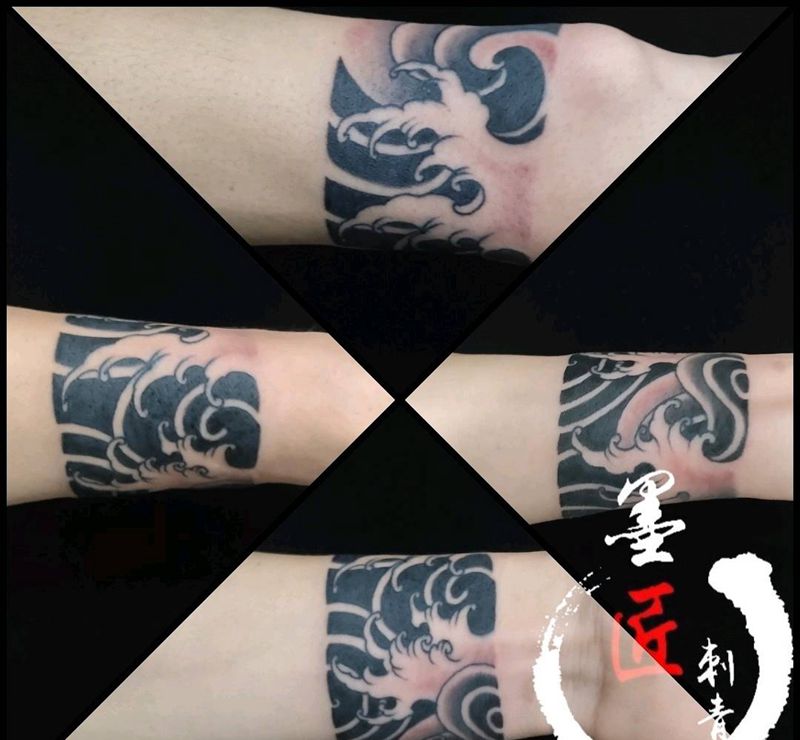 臂环纹身图片_手臂新传统纹身图案