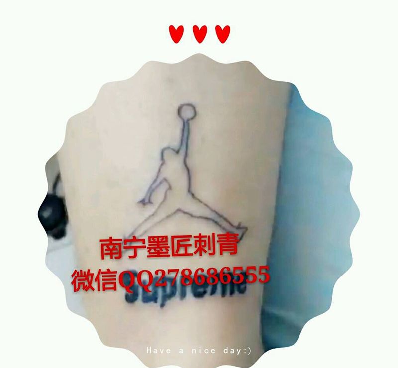 脚后跟乔丹标志纹身图片