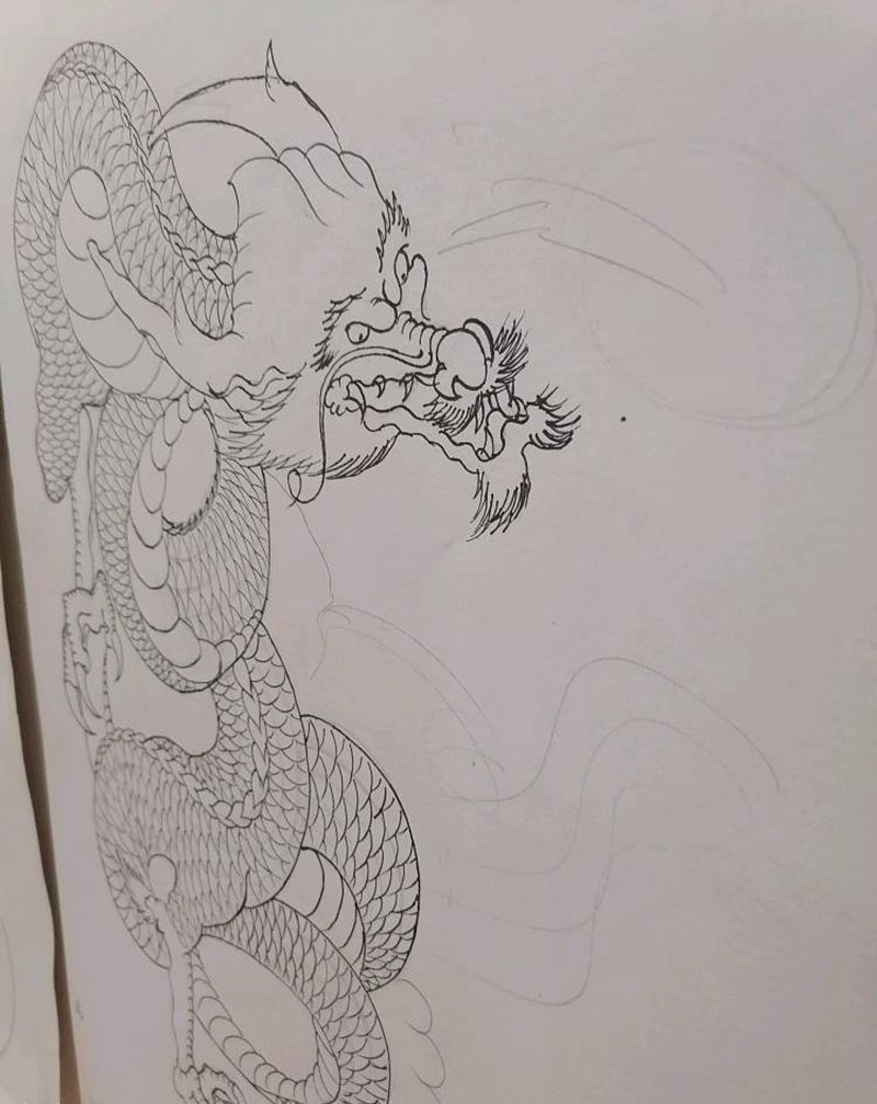 七分袖纹身图片_手臂胸部纹身图案