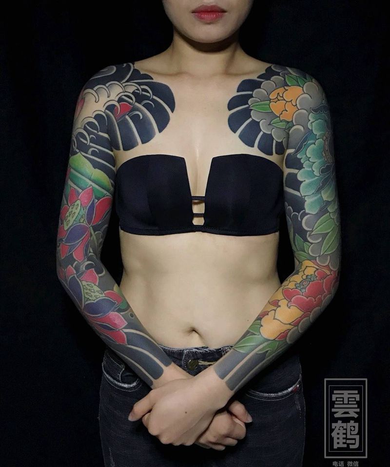 花开纹身图片_手臂新传统老传统纹身图案