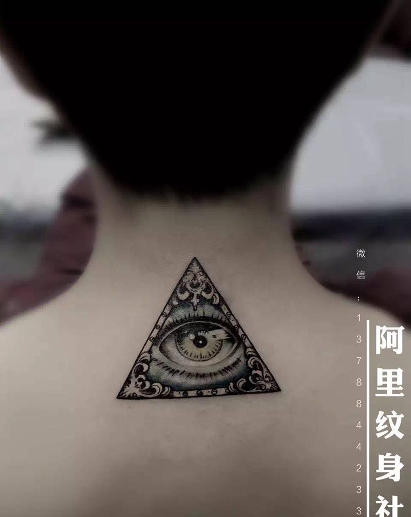 上帝之眼纹身图片_阿里颈部宗教欧美纹身图案
