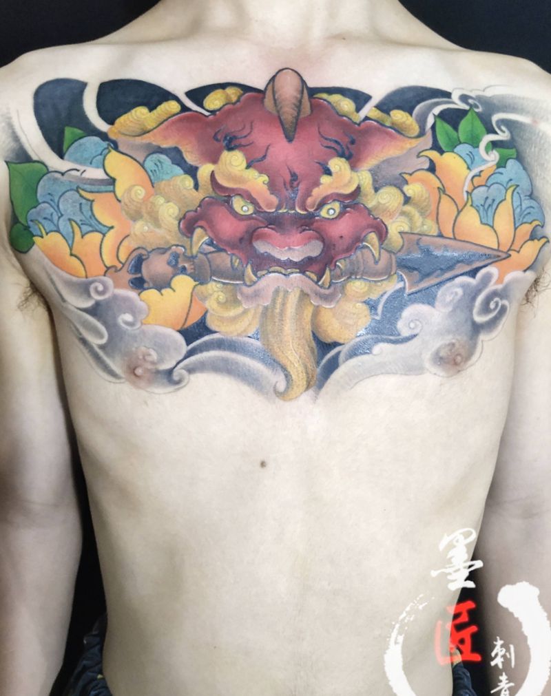 花胸唐狮纹身图片_胸部新传统纹身图案