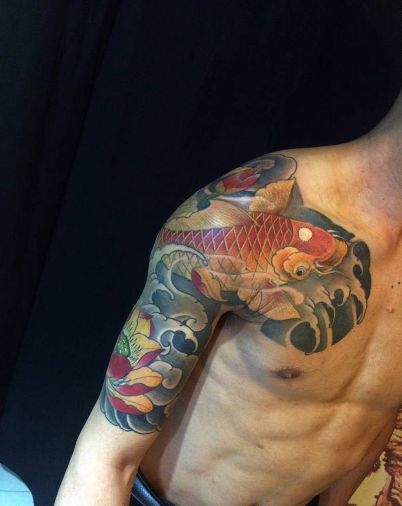 鱼半胛纹身图片_成品肩部胸部手部传统动物原创刺青纹身图案