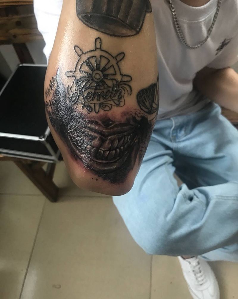 添加添加纹身图片