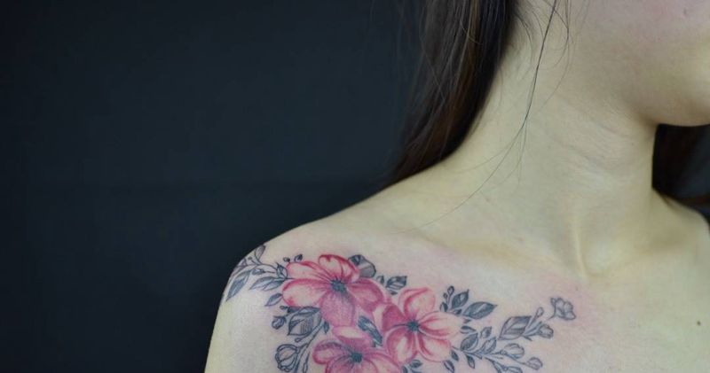 彩色小碎花纹身图片