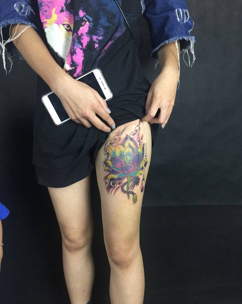 莲花纹身图片