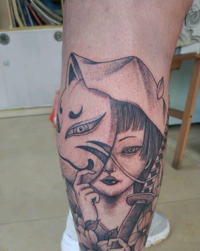 小姐姐纹身图片_腿部点刺纹身图案