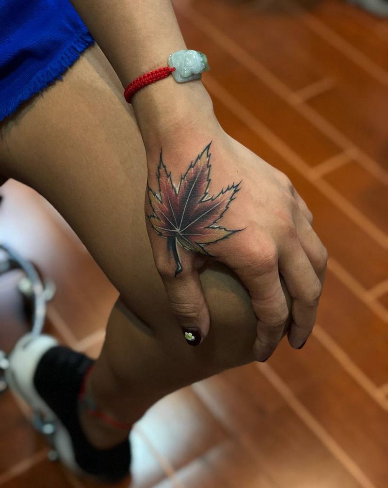 遮盖旧纹身 枫叶