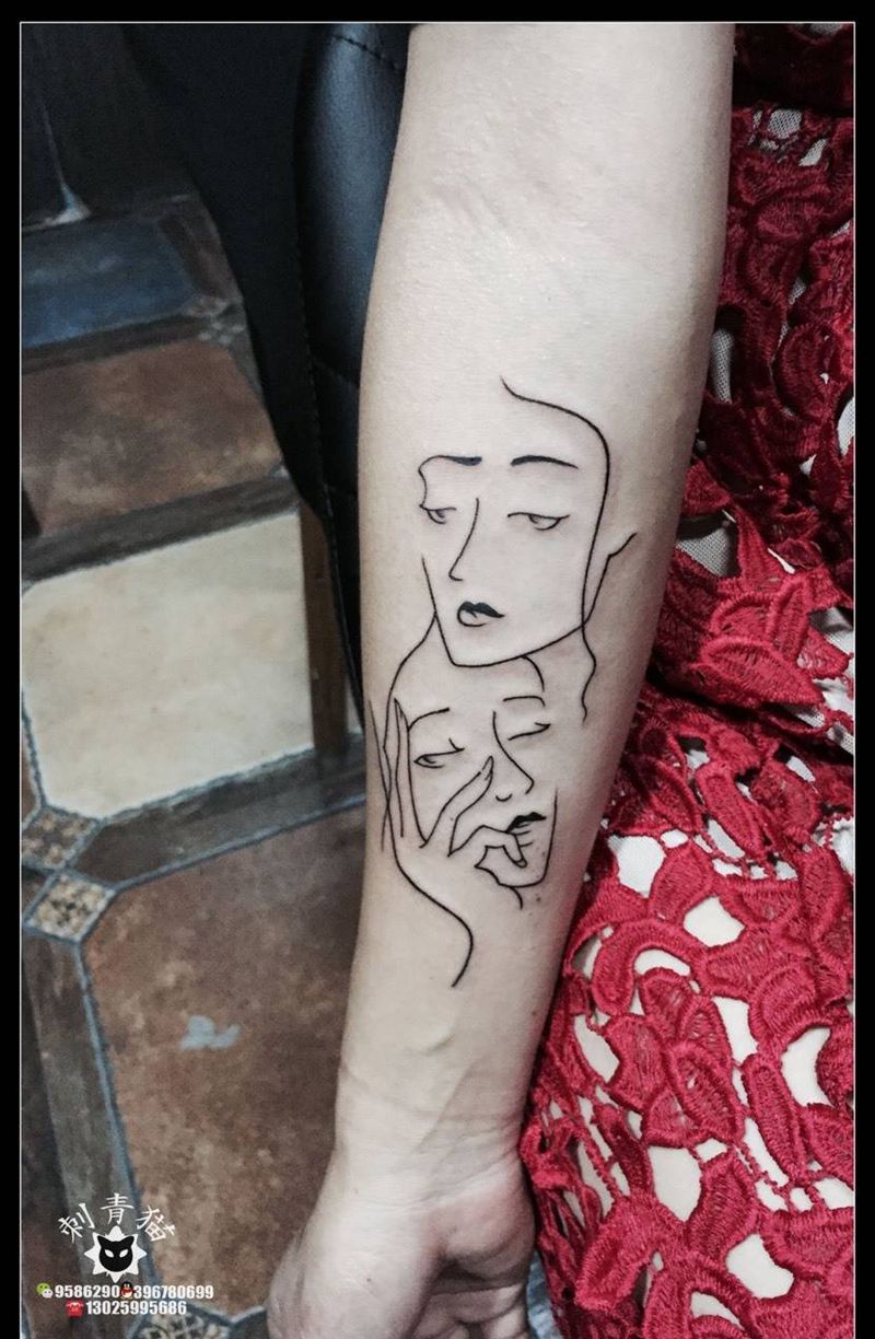 简约美女线图纹身图片_成品手臂手部欧美清新人物纹身图案