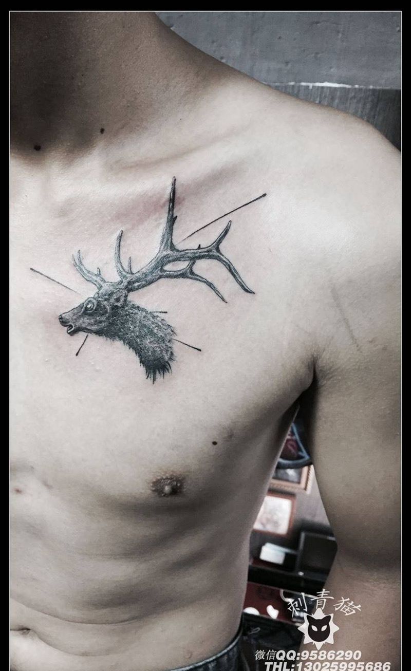 麋鹿纹身图片_成品胸部欧美动物麋鹿纹身图案
