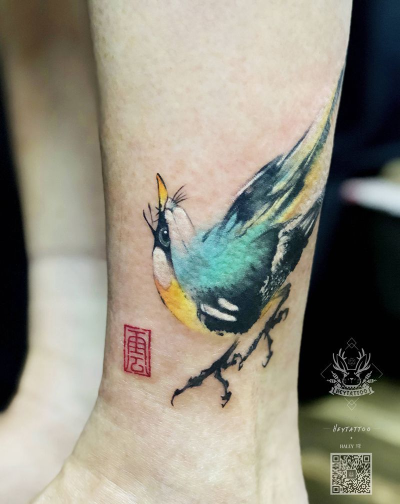 国画の鸟纹身图片_腿部水墨纹身图案