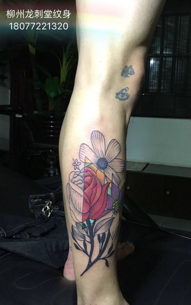 几何与花纹身图片_成品腿部欧美几何植物纹身图案