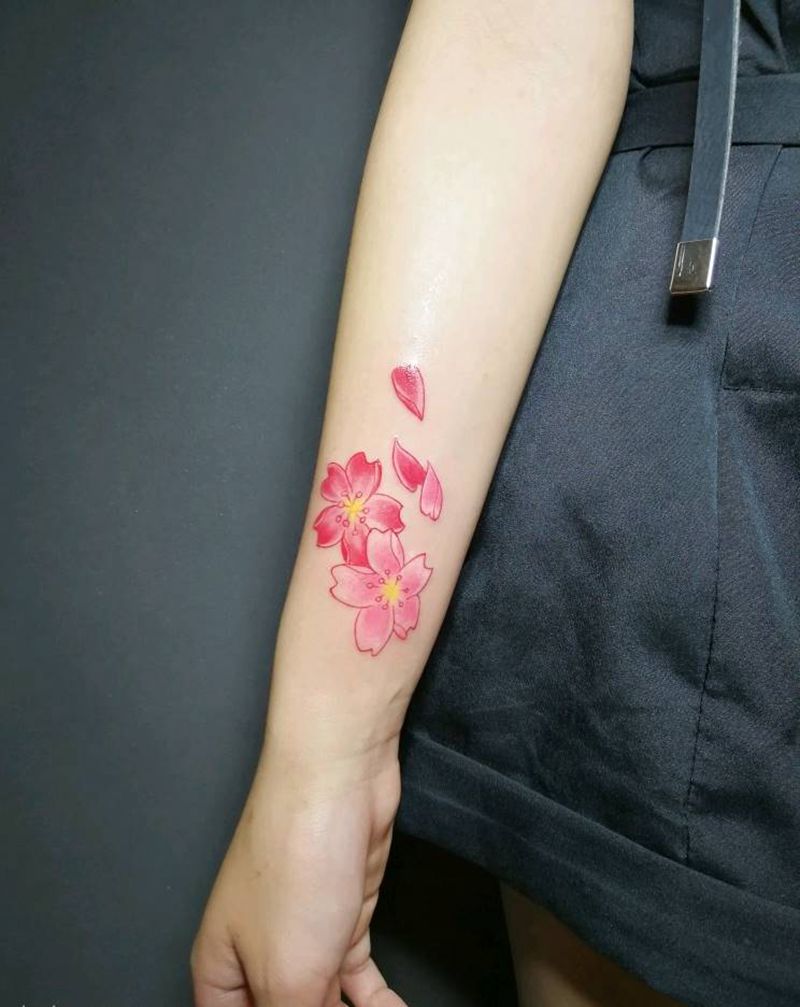 樱花纹身图片_手臂樱花小清新纹身图案
