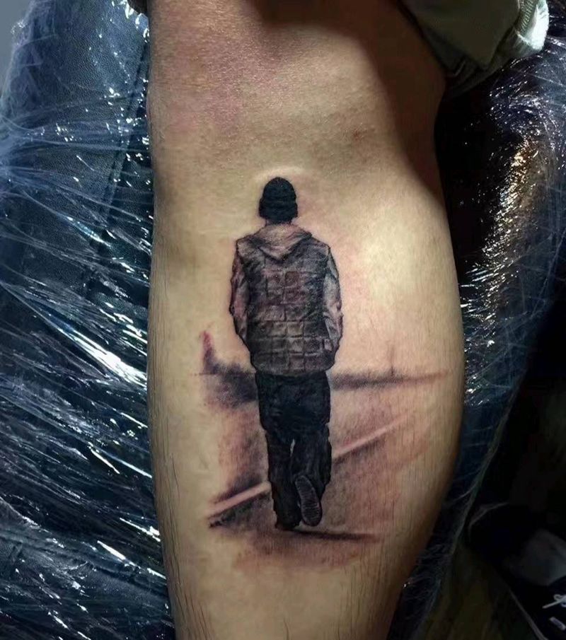 远方纹身图片_腿部纹身图案