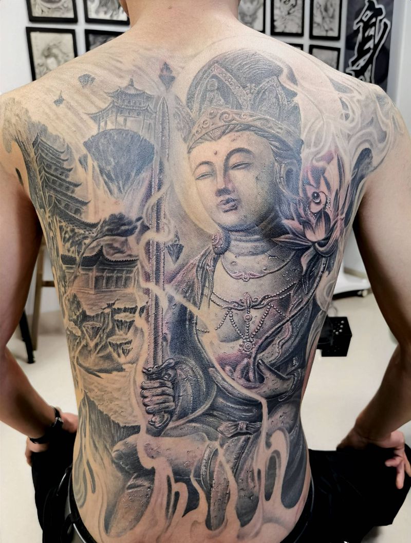 菩萨 观音 佛像纹身图片_背部肩部新传统欧美写实纹身图案