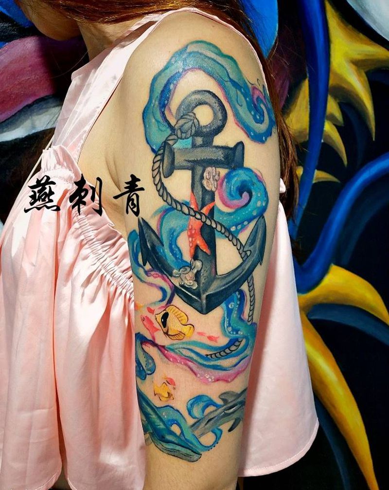 水彩自带图。纹身图片_肩部手臂水墨水彩纹身图案