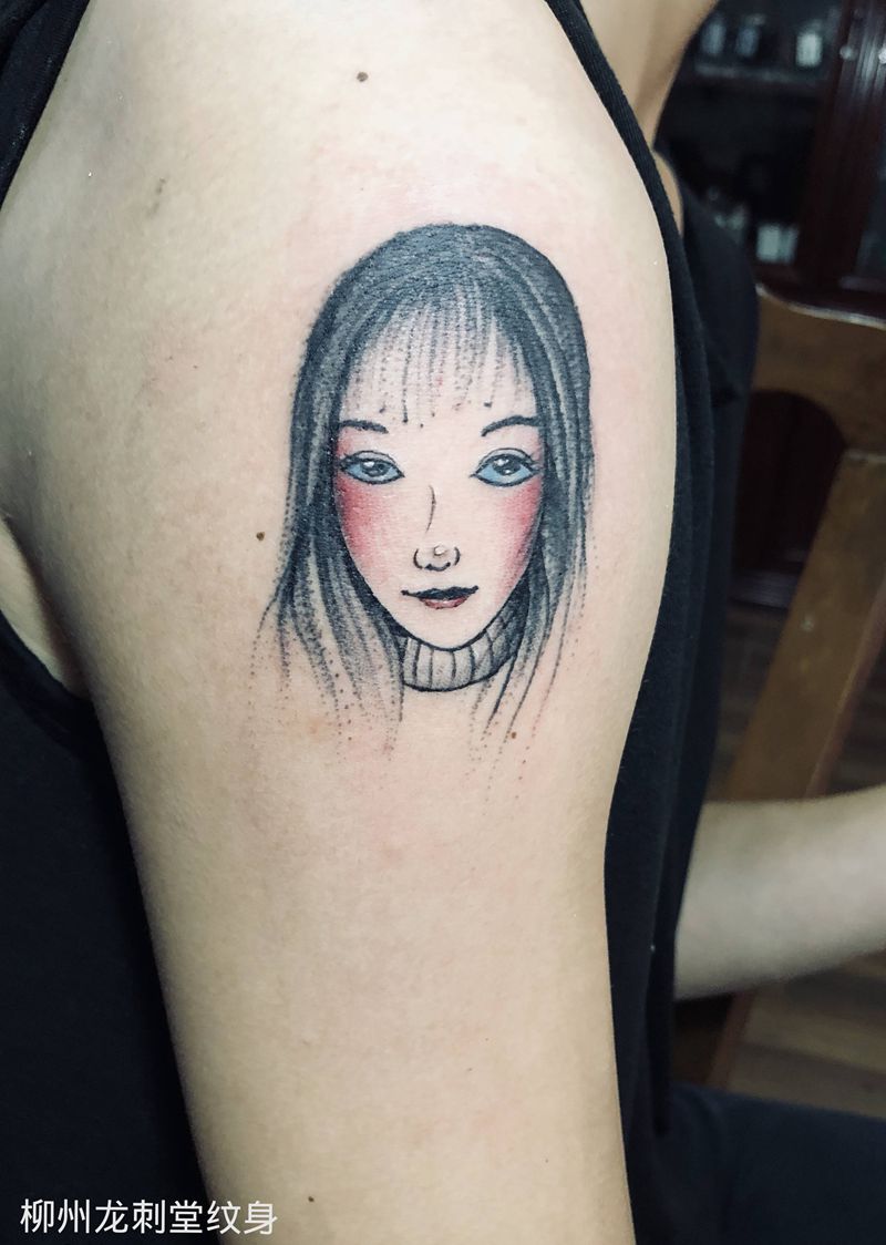 神秘的女子纹身图片_手臂人物纹身图案