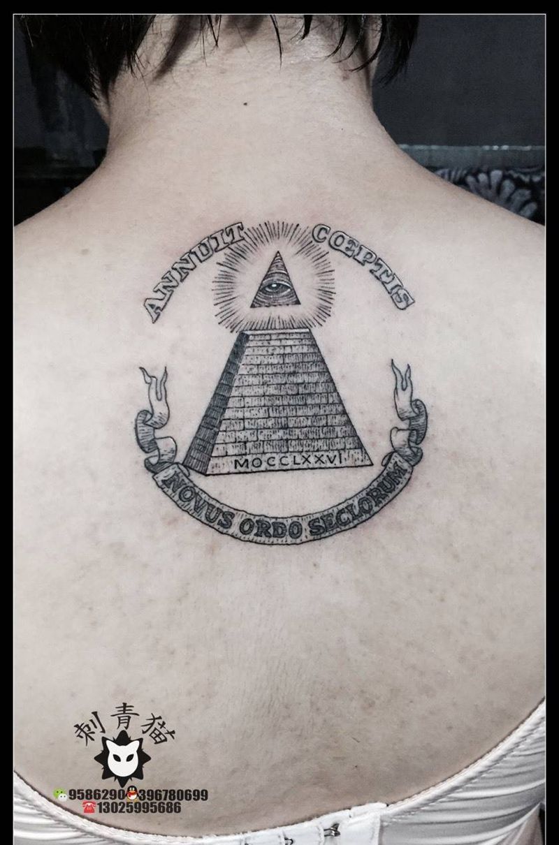 共济会纹身图片_成品肩部颈部欧美清新纹身图案