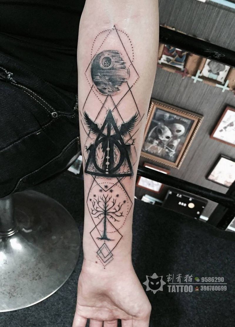 死神空间纹身图片_成品手臂手部欧美鬼神点线纹身图案