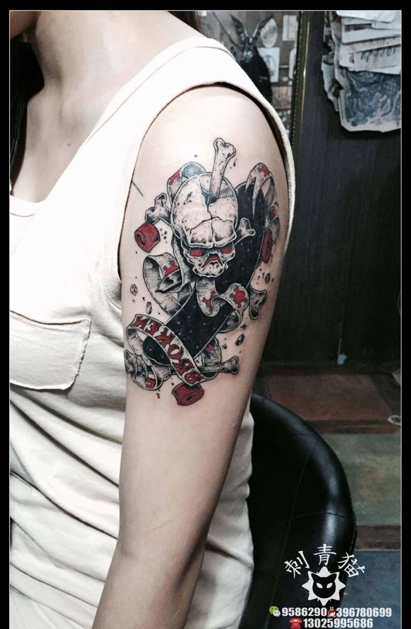 滑板纹身图片_成品手臂手部欧美清新滑板骷髅纹身图案