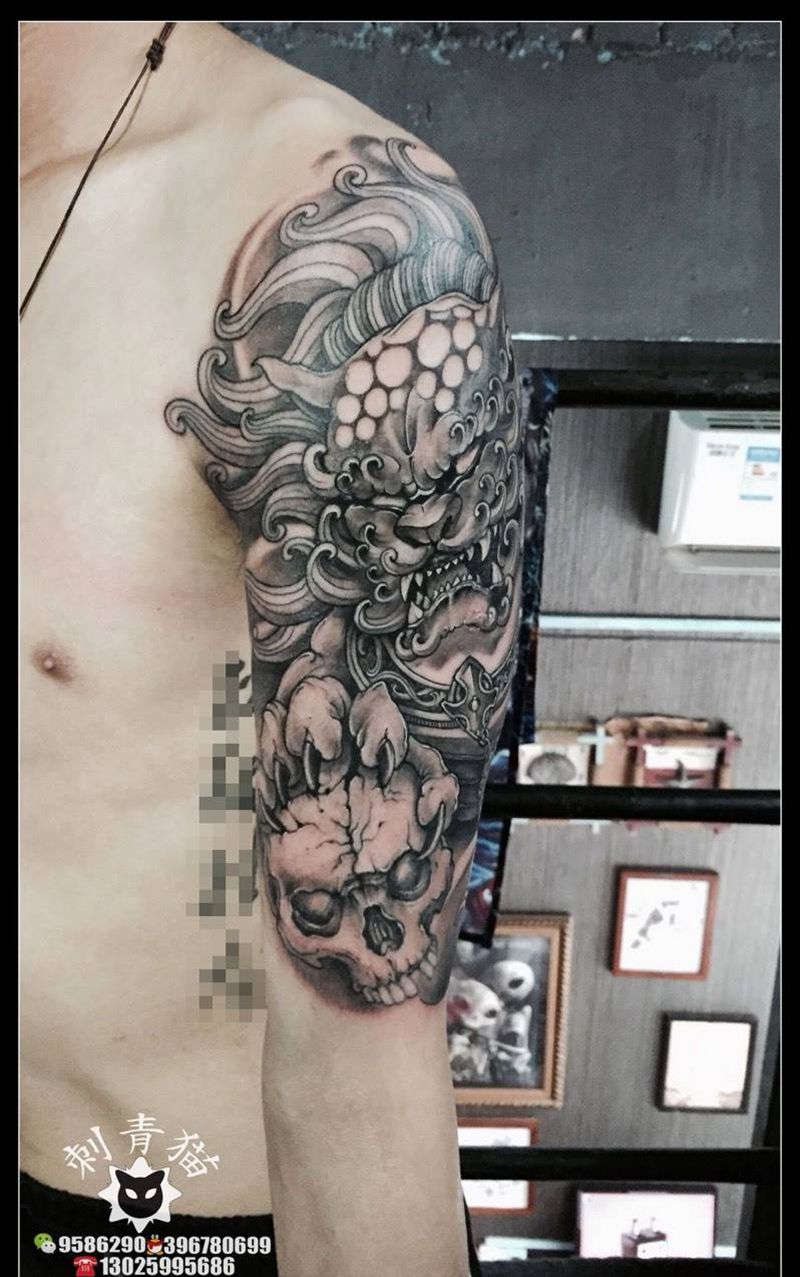 唐狮子纹身图片_成品手臂手部传统国画动物纹身图案