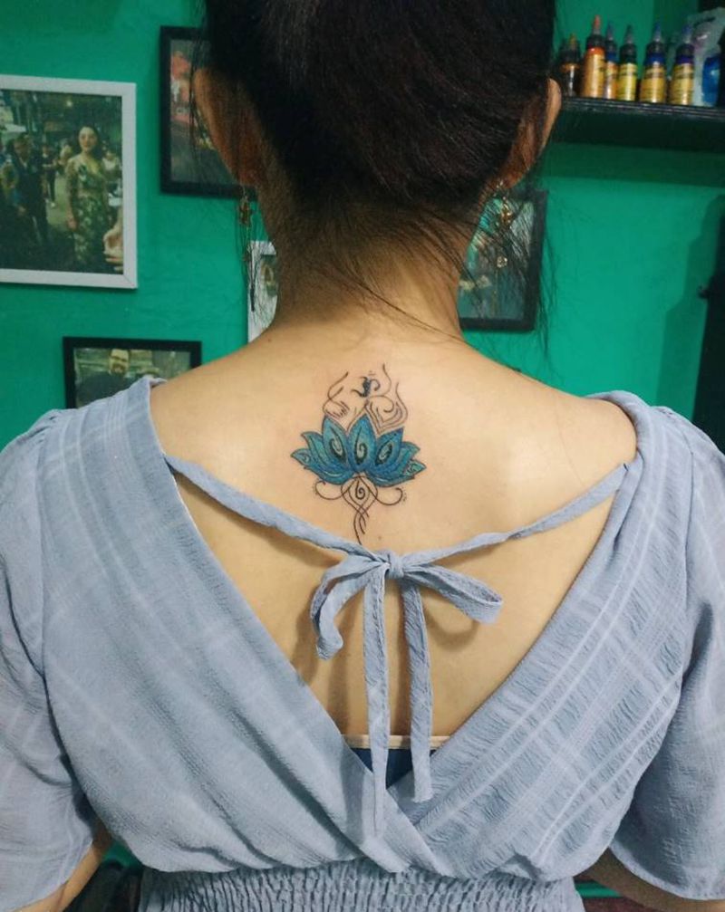 莲花纹身图片_肩部纹身图案